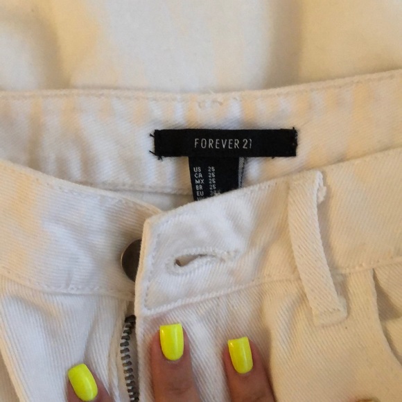 Jeans - Picture 3 of 6